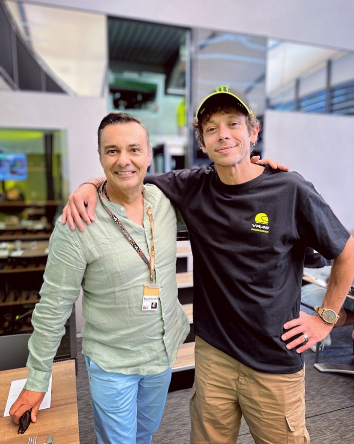 Valentino Rossi και Δημήτρης Διατσίδης, λίγο πριν το ξεκίνημα του Αγώνα Sprint